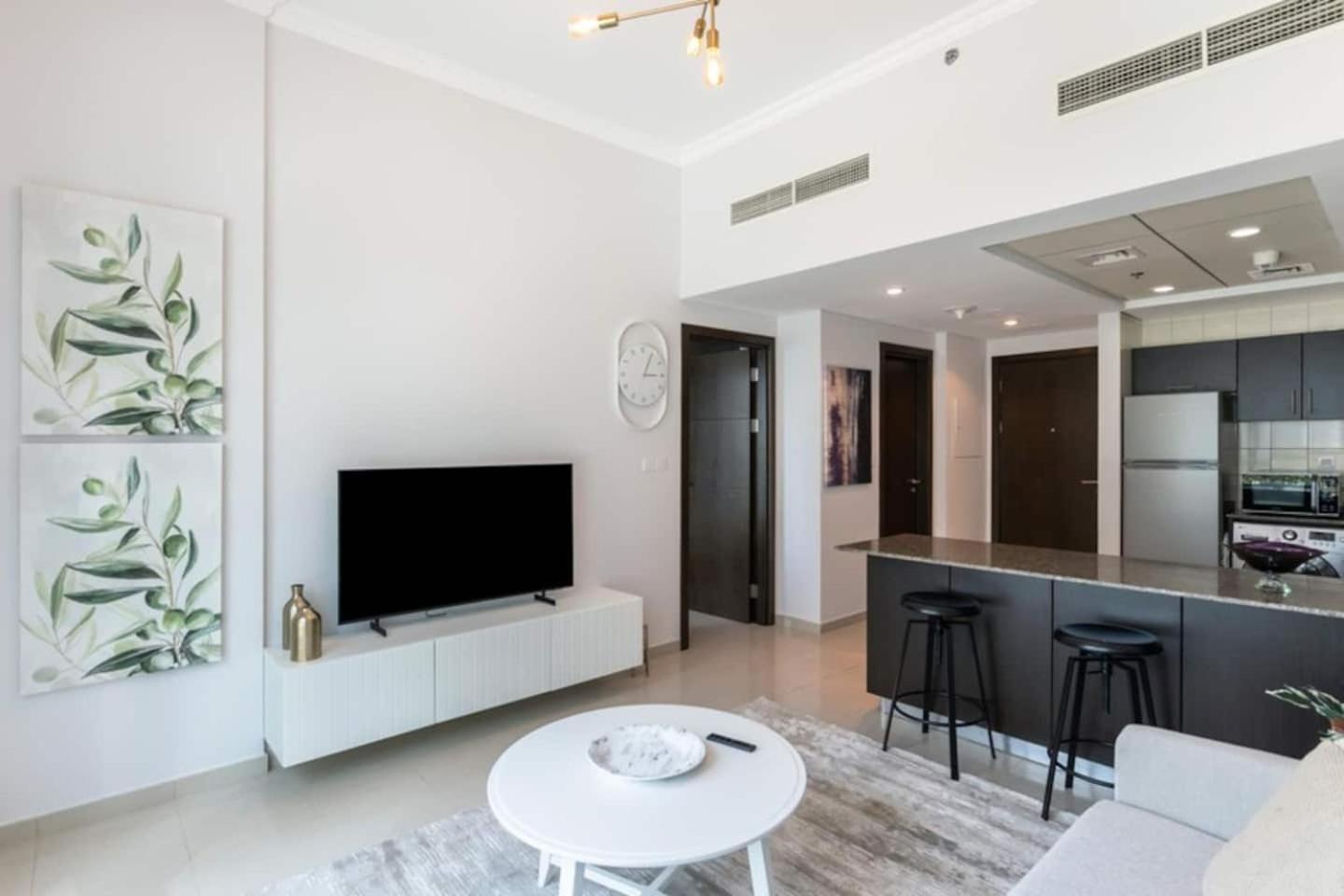 Luxurious 1 Bedroom Apartment In The Dubai Marina! Экстерьер фото