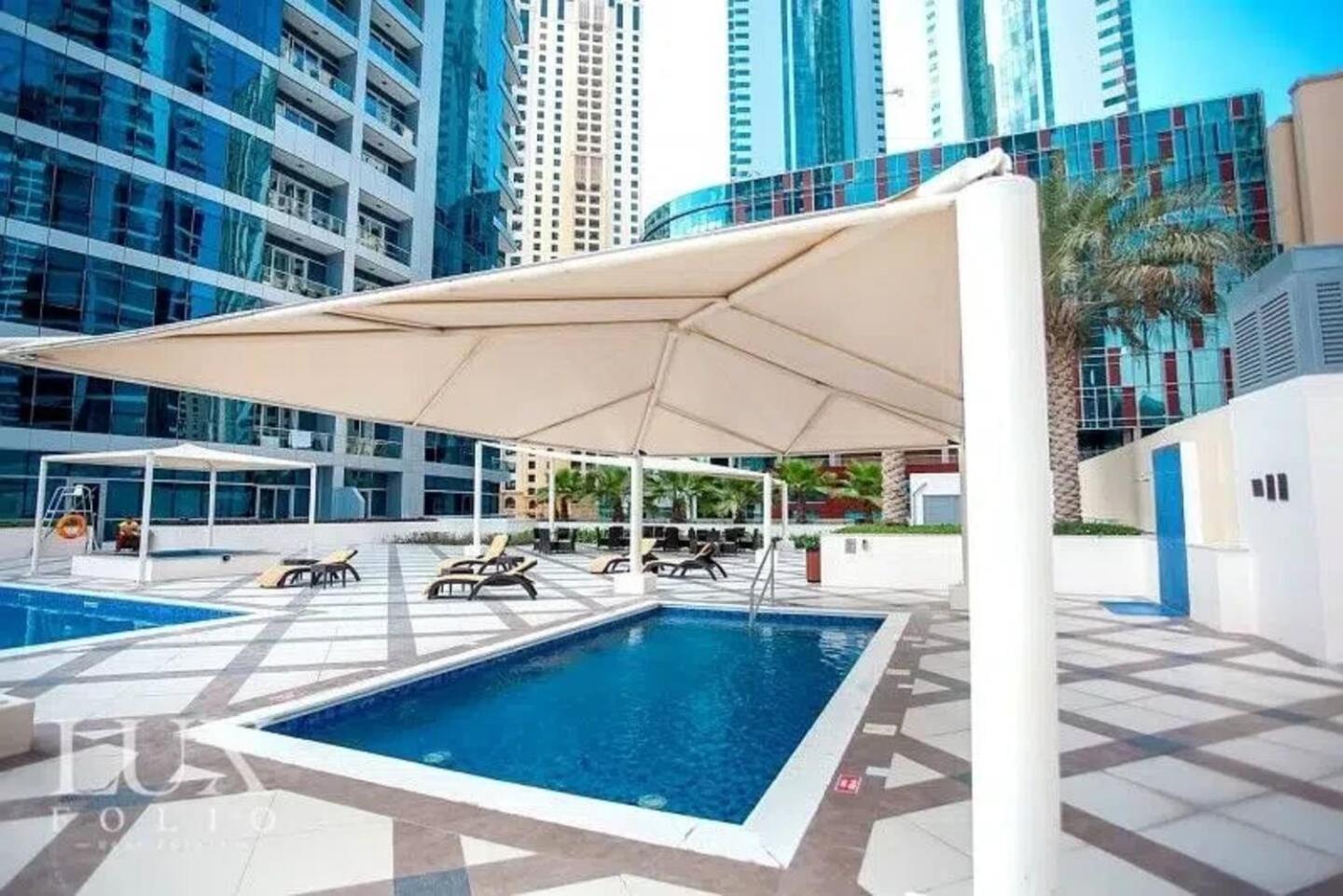 Luxurious 1 Bedroom Apartment In The Dubai Marina! Экстерьер фото