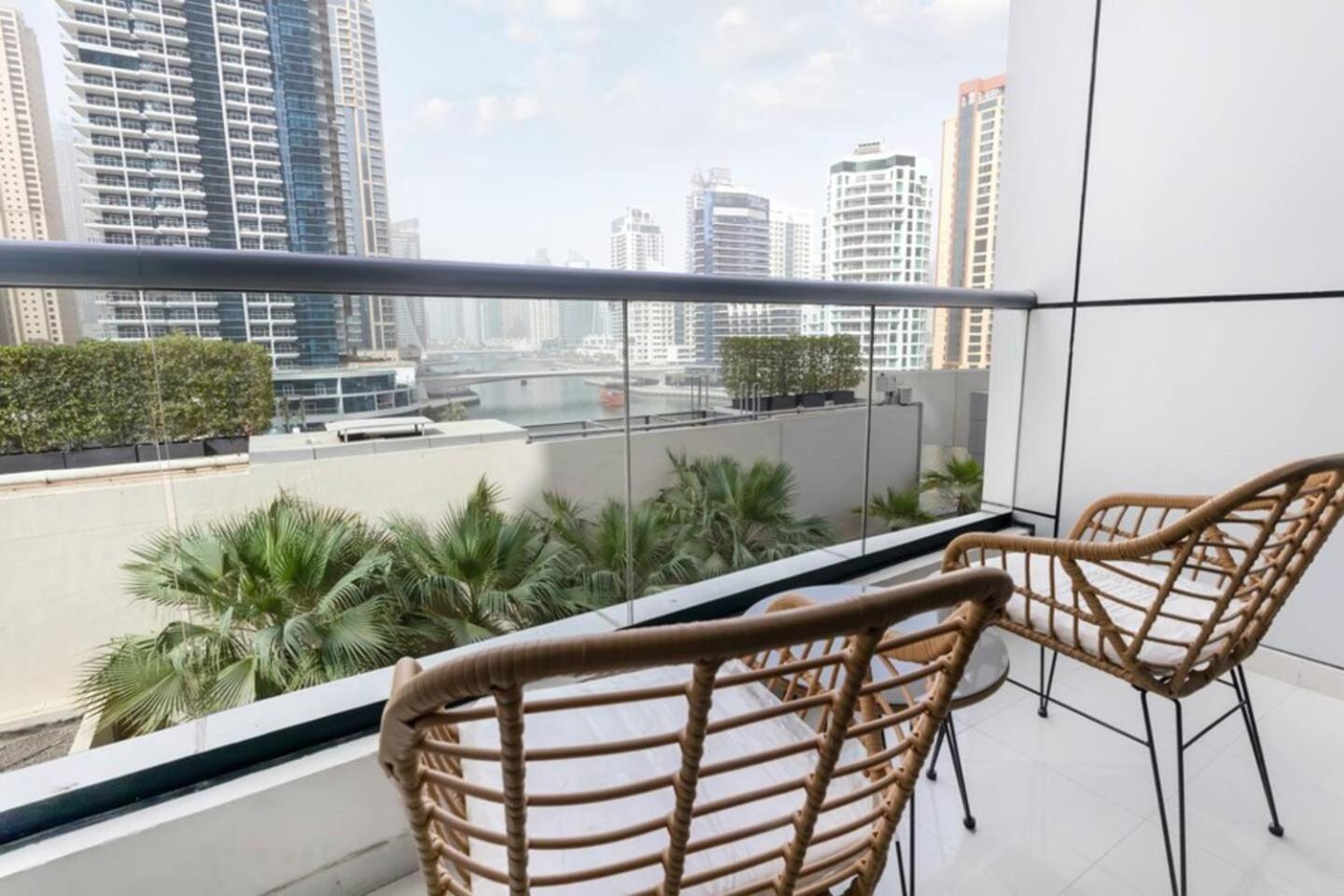 Luxurious 1 Bedroom Apartment In The Dubai Marina! Экстерьер фото